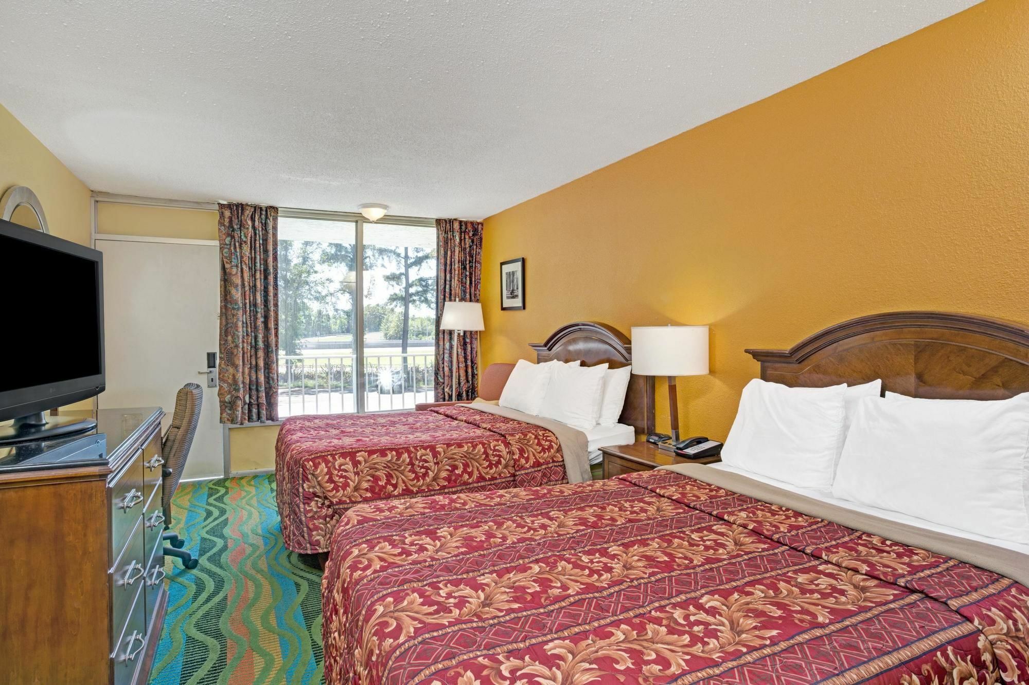Days Inn By Wyndham Norfolk Military Circle Exteriér fotografie